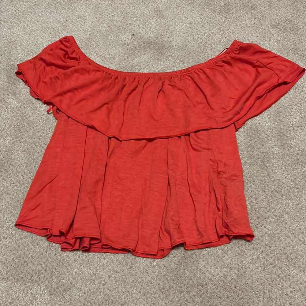 Topshop Ruffle Top. - Picture 2 of 3